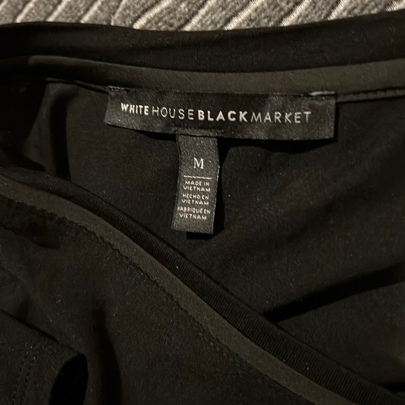 White House Black Market shortsleeved  crew neck T-shirt Sz M - Picture 4 of 9